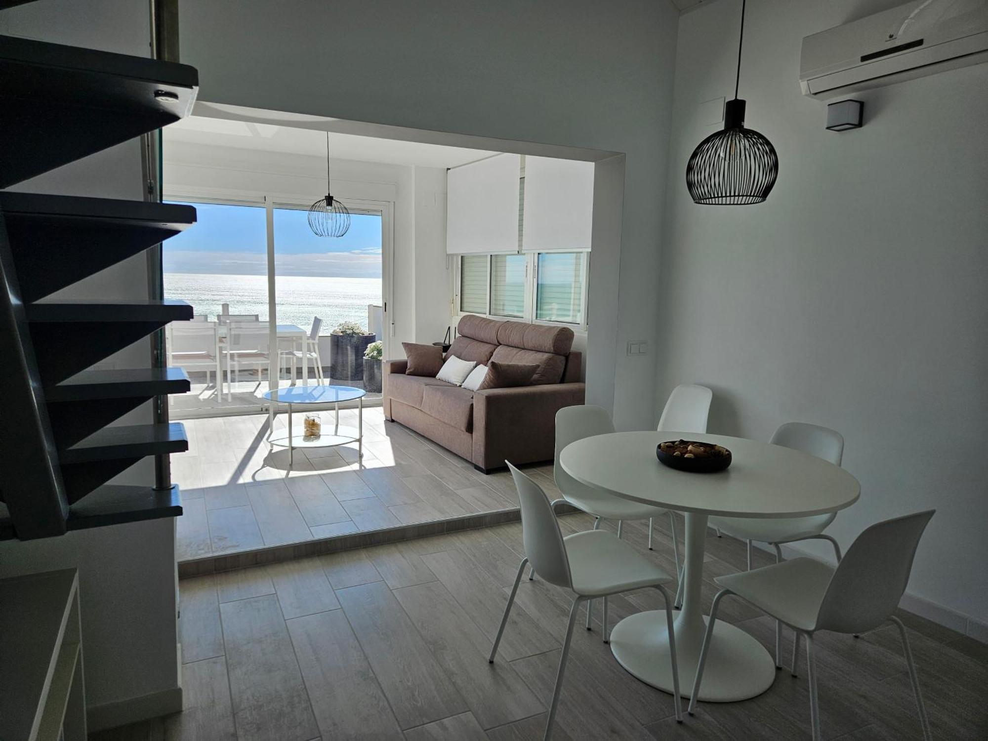 Fantastico Duplex Con Vistas Impresionantes Al Mar Apartment เพนิสโคลา ภายนอก รูปภาพ