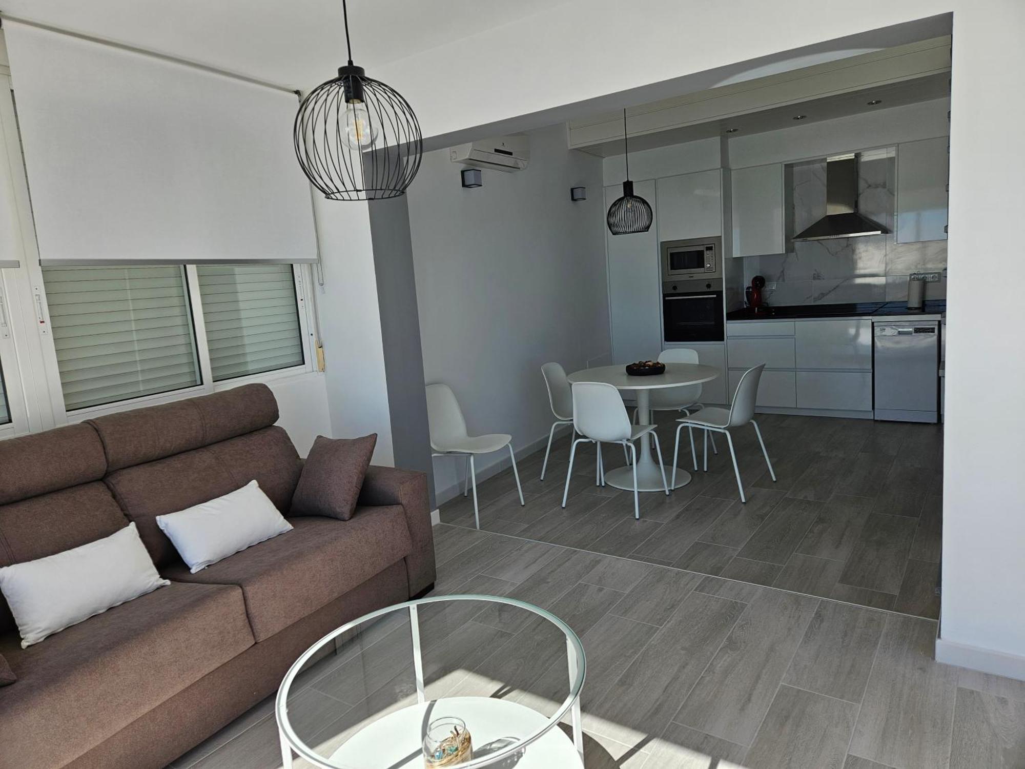 Fantastico Duplex Con Vistas Impresionantes Al Mar Apartment เพนิสโคลา ภายนอก รูปภาพ