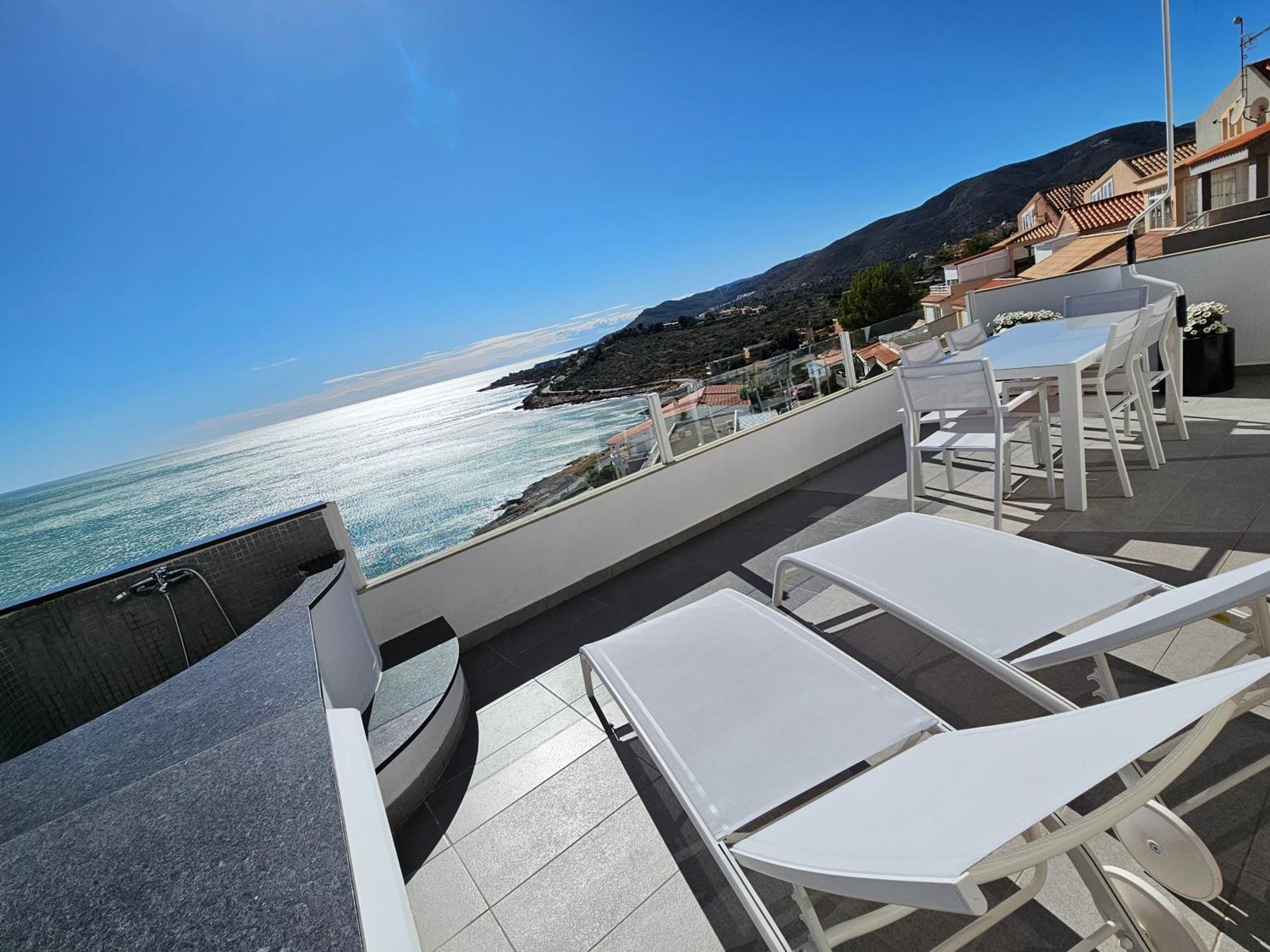 Fantastico Duplex Con Vistas Impresionantes Al Mar Apartment เพนิสโคลา ภายนอก รูปภาพ