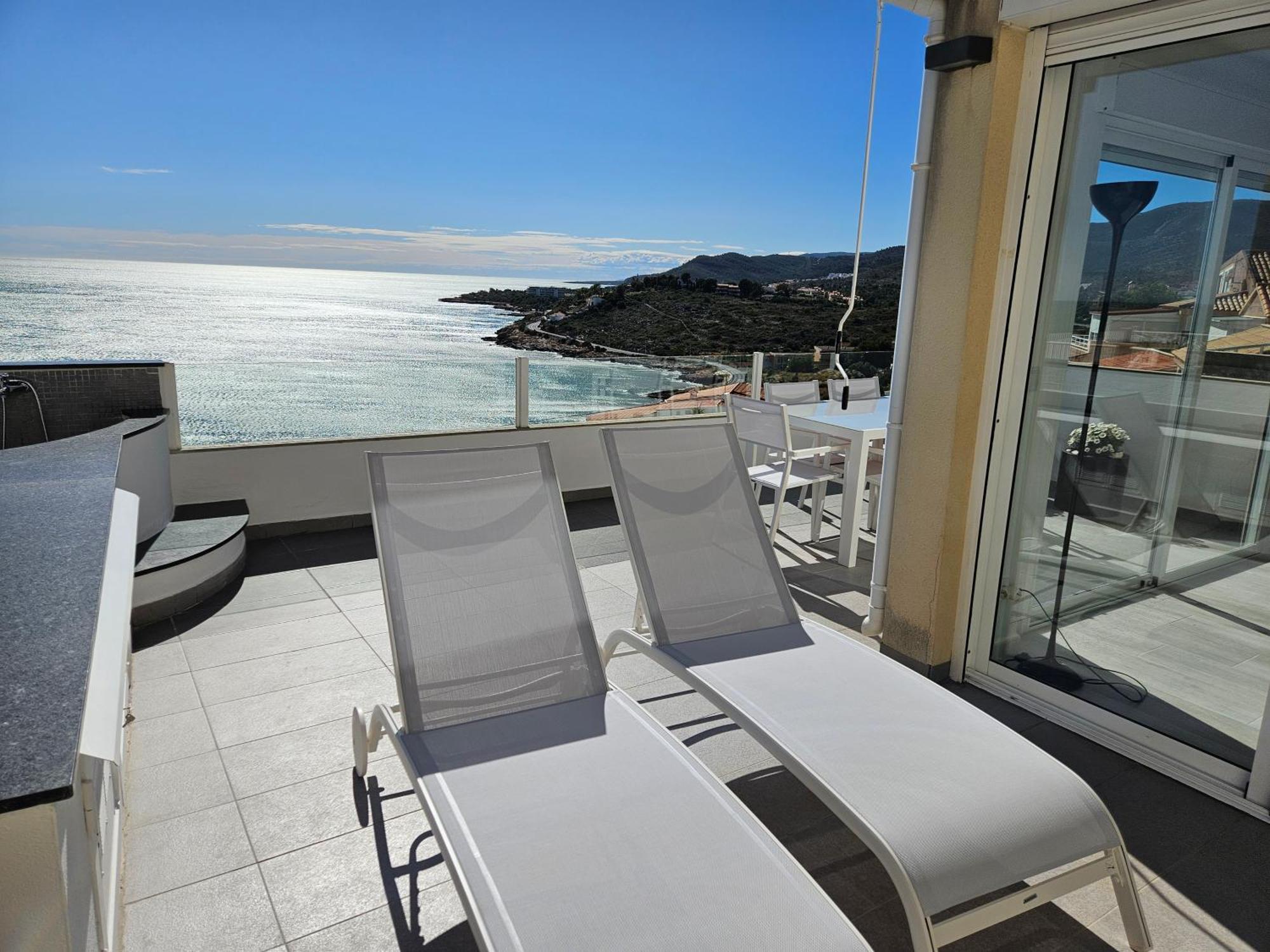 Fantastico Duplex Con Vistas Impresionantes Al Mar Apartment เพนิสโคลา ภายนอก รูปภาพ